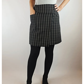 Nique black skirt with white and grey check print with unique details size 6 (best fits 6-8) Nique preloved second hand clothes 1