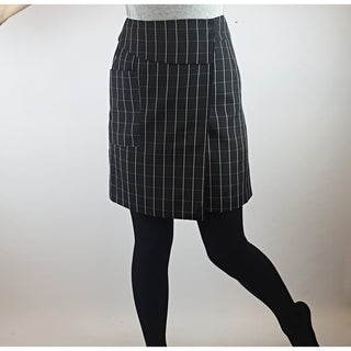 Nique black skirt with white and grey check print with unique details size 6 (best fits 6-8) Nique preloved second hand clothes 2