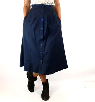Emily and Fin navy cotton-linen mix skirt with blue buttons size XXS (best fits 6-8) Emily and Fin preloved second hand clothes 2