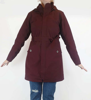 Kathmandu purple waterproof and windproof jacket size 12 Kathmandu preloved second hand clothes 1