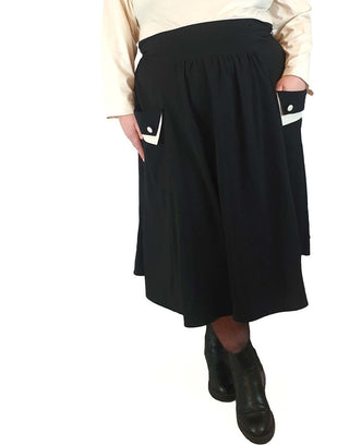 Hell Bunny black A-line skirt with size 4XL Hell Bunny preloved second hand clothes 2