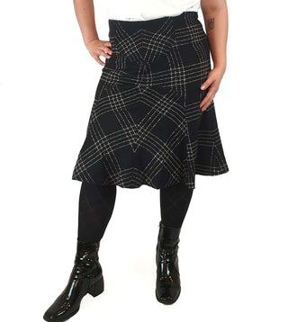 Escada black wool skirt with white criss cross lines size 44 (best fits size 16) Escada preloved second hand clothes 2