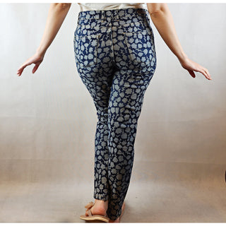 Gorman dark denim jeans with light denim floral shapes size 10 Gorman preloved second hand clothes 6