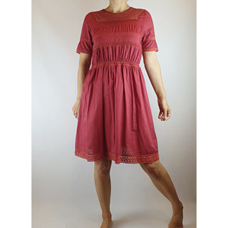 Dark pink dress with lovely embroydered detail size 6 (fits sizes 6-8) Unknown preloved second hand clothes 1