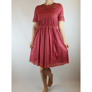 Dark pink dress with lovely embroydered detail size 6 (fits sizes 6-8) Unknown preloved second hand clothes 3