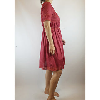Dark pink dress with lovely embroydered detail size 6 (fits sizes 6-8) Unknown preloved second hand clothes 5