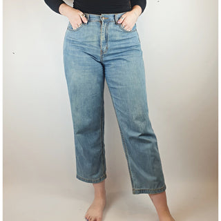 Alpha 60 second hand mid-denim straight leg jeans size 30 (best fits size 12) Alpha 60 preloved second hand clothes 1