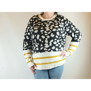 soft knit jumper with contrasting front prints size XL (best fits size 16) Unknown preloved second hand clothes 2