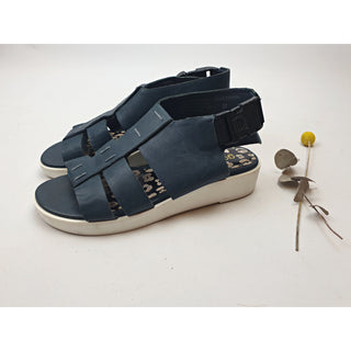 Gorman navy leather sandals with white low wedge soles size 37 Dear Little Panko preloved second hand clothes 1