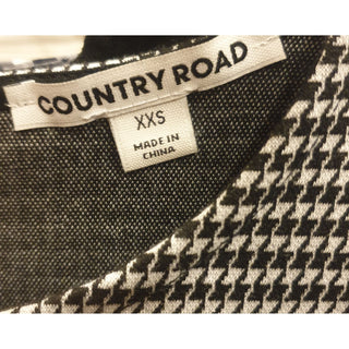 Country Road black and white houndstooth print sleeveless dress size XXS (best fits 6) Country Road preloved second hand clothes 8