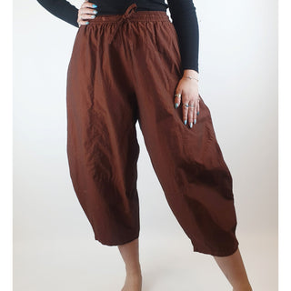 Alpha 60 second hand Dark red 100% cotton wide leg pants size M (best fits size 12) Alpha 60 preloved second hand clothes 1