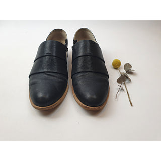 Nancybird black leather shoes with unique and subtle horizontal leather detail size 42 Dear Little Panko preloved second hand clothes 3