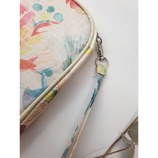 Cute cream-based floral travel purse / clutch Dear Little Panko preloved second hand clothes 4