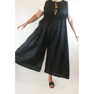 Black linen feel sleeveless wide leg jumpsuit with flattering front pleating size 2XL Unknown preloved second hand clothes 1