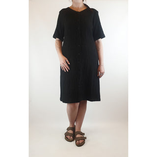 Kumo black half sleeve dress with beautiful textured cotton/linen fabric size 12 Kumo preloved second hand clothes 1