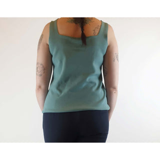 Bul egg shell blue sleeveless fine knit vest top size 14 (best fits sizes 12 to small 14) Bul preloved second hand clothes 6