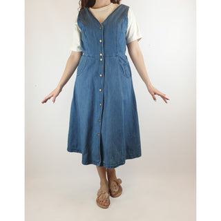 Gorman denim sleeveless dress with cute front metal buttons size 10 Gorman preloved second hand clothes 1