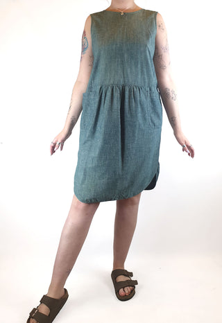 Obus denim look 100% cotton sleeveless dress with white flecks size 4 (best fits size 12) Dear Little Panko preloved second hand clothes 4