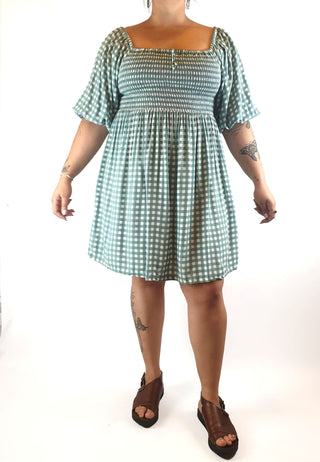 Saffron Road green gingham print dress size XXL Saffron Road preloved second hand clothes 1