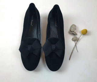 Blue Illusion "Sadle" black suede leather shoes with front bow size 40 Blue Illusion preloved second hand clothes 1