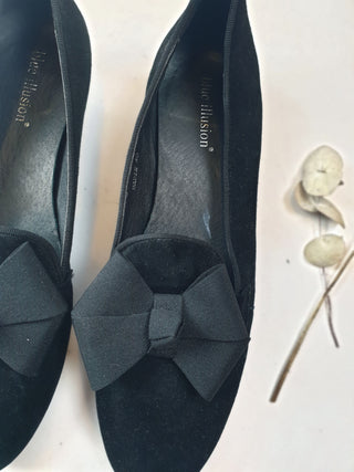 Blue Illusion "Sadle" black suede leather shoes with front bow size 40 Blue Illusion preloved second hand clothes 2