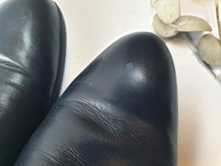 Country Road black leather flat shoes size 40 Country Road preloved second hand clothes 7