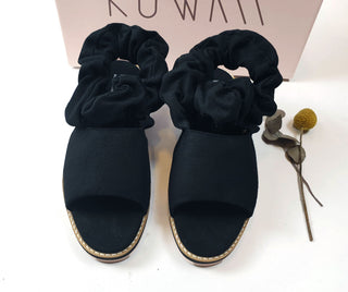 Kuwaii black canvas shoes with unique scrunchy-like detail size 8 (unworn, RRP $419) Kuwaii preloved second hand clothes 3