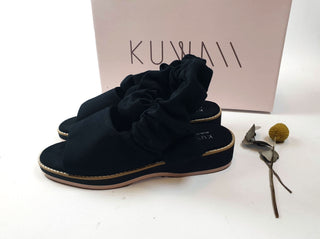 Kuwaii black canvas shoes with unique scrunchy-like detail size 8 (unworn, RRP $419) Kuwaii preloved second hand clothes 4