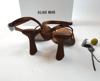 Alias Mae tan satin heels size 39 Alias Mae preloved second hand clothes 7