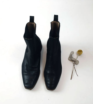 Nancybird soft black leather low heeled boots size 38 Nancybird preloved second hand clothes 2