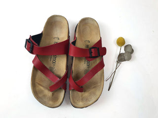 Birkenstock red sandals size 39 Birkenstock preloved second hand clothes 1