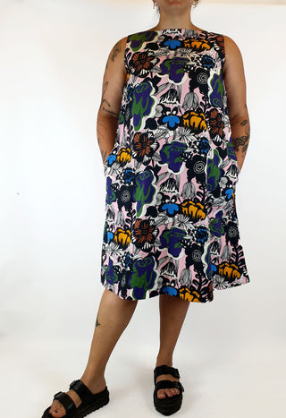 Marimekko x Uniqlo colourful sleeveless dress size L Uniqlo preloved second hand clothes 2