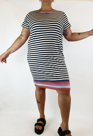 Elm black and white striped tee shirt dress size 14 (as new with tags) Elm preloved second hand clothes 3