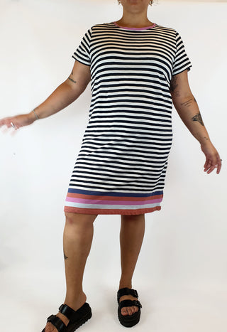 Elm black and white striped tee shirt dress size 14 (as new with tags) Elm preloved second hand clothes 2