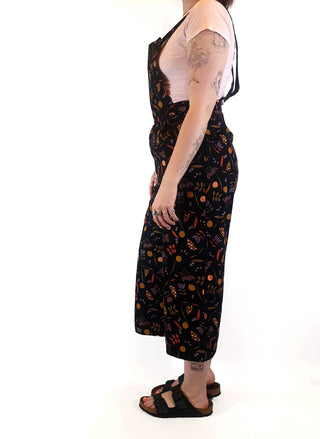 Princess Highway black and floral overalls size 12 Princess Highway preloved second hand clothes 6