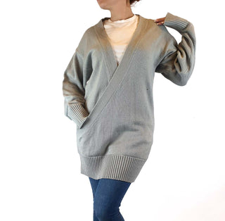 Maurie + Eve pale grey knit long jumper size 10 Maurie + Eve preloved second hand clothes 2