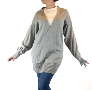 Maurie + Eve pale grey knit long jumper size 10 Maurie + Eve preloved second hand clothes 1