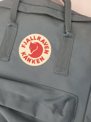 Fjallraven Kanken medium blue backpack Fjallraven Kanken preloved second hand clothes 10