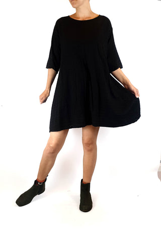Gorman black half sleeve dress with subtle zig zag pattern size 8 Gorman preloved second hand clothes 3