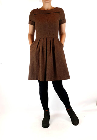 Cue brown wool mix knit dress size 8 Cue preloved second hand clothes 4