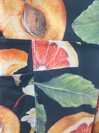 Solomon Street medetteranean fruit print yoga pants size 12 Solomon Street preloved second hand clothes 10