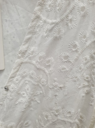 Lorraine white cotton lacey wrap dress size 22 Lorraine preloved second hand clothes 13
