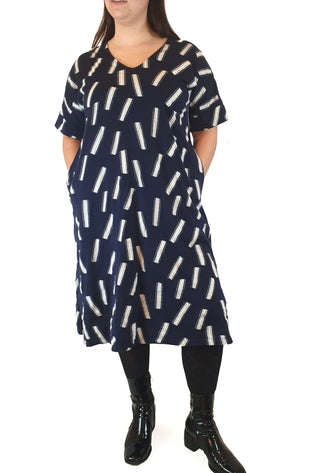 Elk navy dress with white stripe print size M/L, easily fits up to a size 16 Elk preloved second hand clothes 4