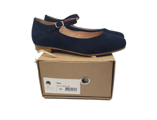 Bared navy suede mary jane style shoes size 39 (comes with box) Bared preloved second hand clothes 1