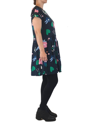 Elm black floral print tee shirt style dress size 6 (fits size 6 and 8) Elm preloved second hand clothes 6
