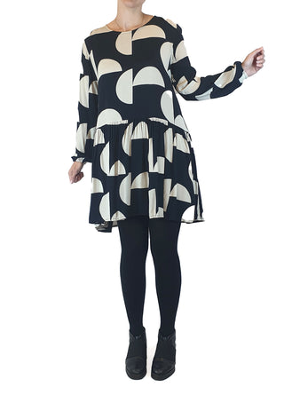 Mister Zimi black and white print long sleeve dress size 8 Mister Zimi preloved second hand clothes 3