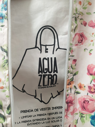 Agua Zero floral raincoat size S Agua Zero preloved second hand clothes 8