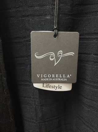 Vigorella black wool mix long cardigan one size Vigorella preloved second hand clothes 9