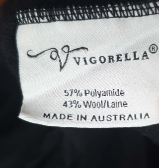 Vigorella black wool mix long cardigan one size Vigorella preloved second hand clothes 12