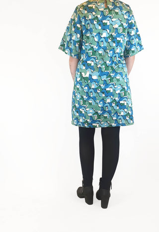 Jericho Road blue and green horse print dress size 16 (tiny fit, best fits 12-small 14)